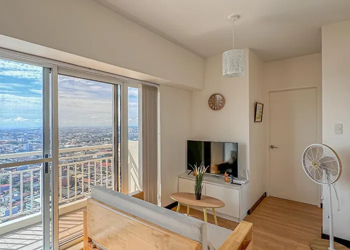 Spacious 1br With Sunset View At The Celandine Apartamento