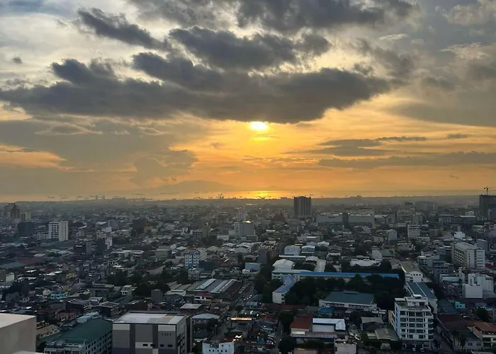 Spacious 1br With Sunset View At The Celandine